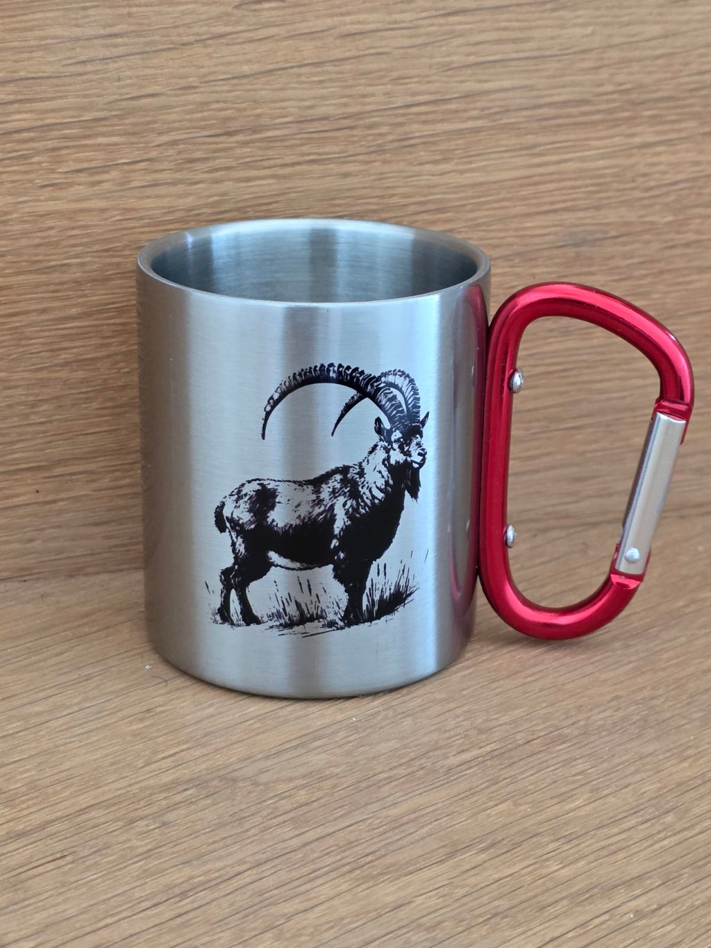 Kleine Edelstahltassen mit Karabiner