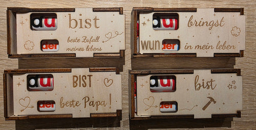 Du Boxen mit verschiedenen Sprüchen