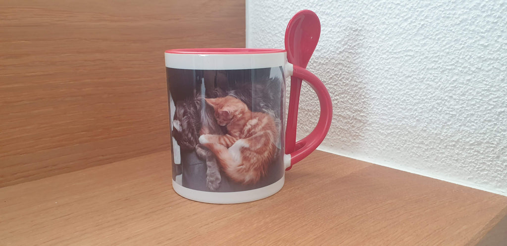 Tasse mit Löffel
