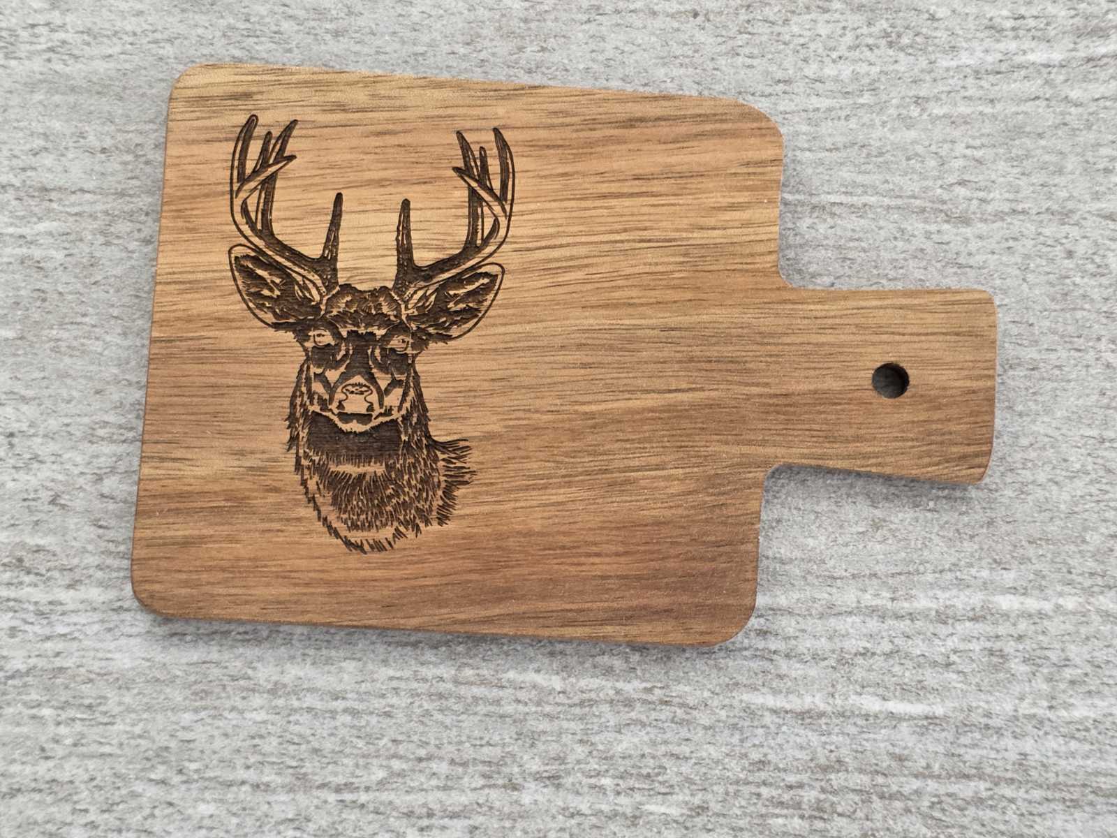Holzschneidbrett